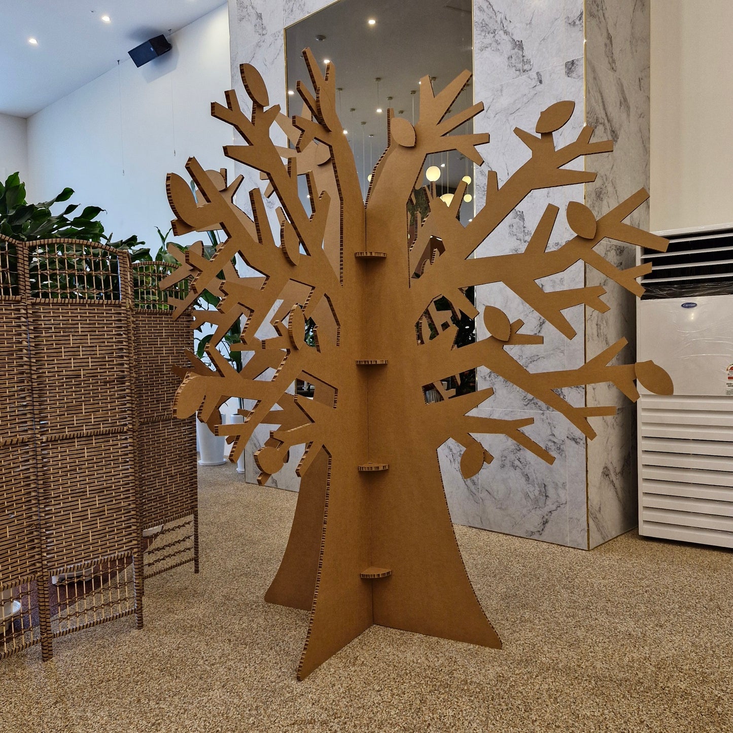 Honeycomb Board Tree Structure