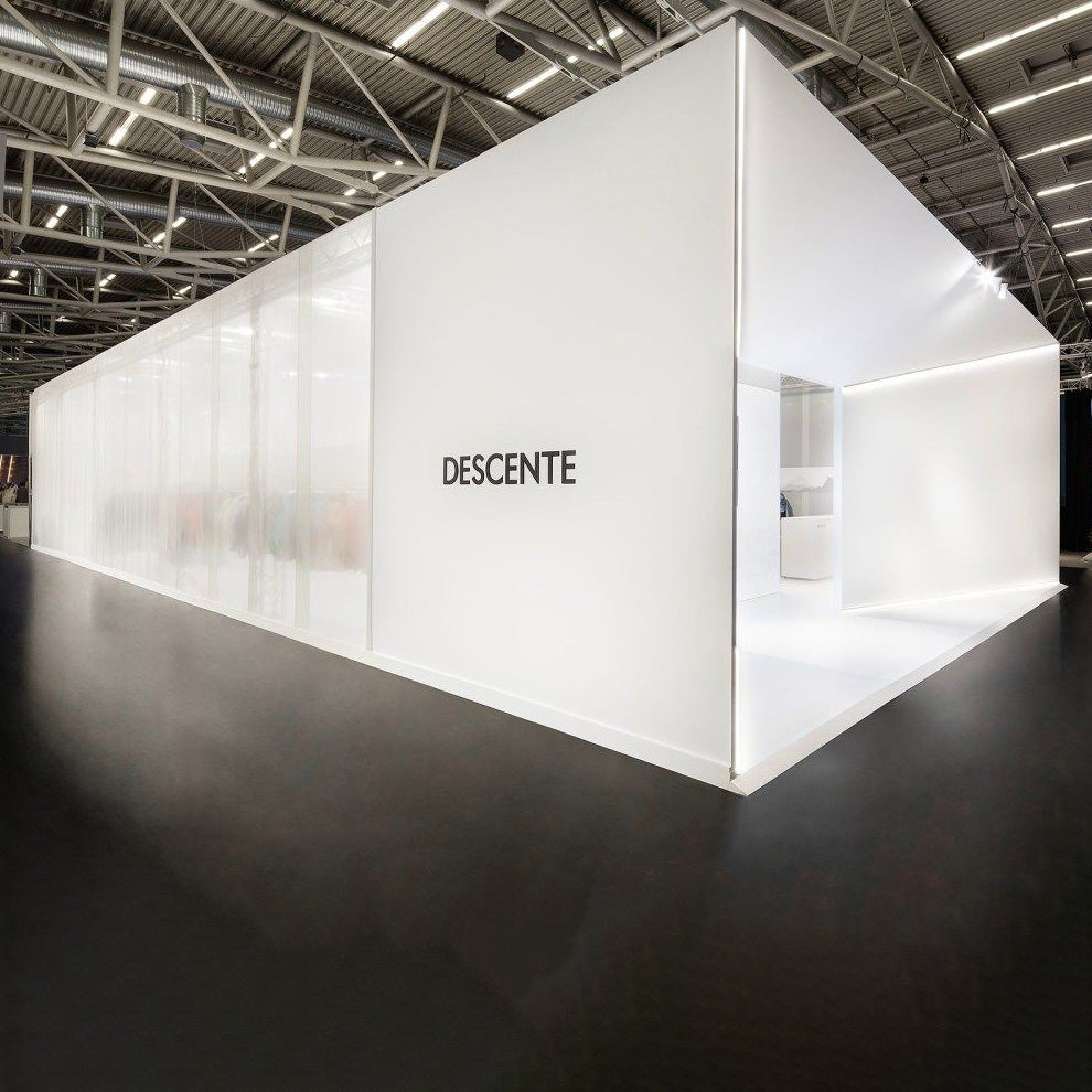 Polycarbonate Booth