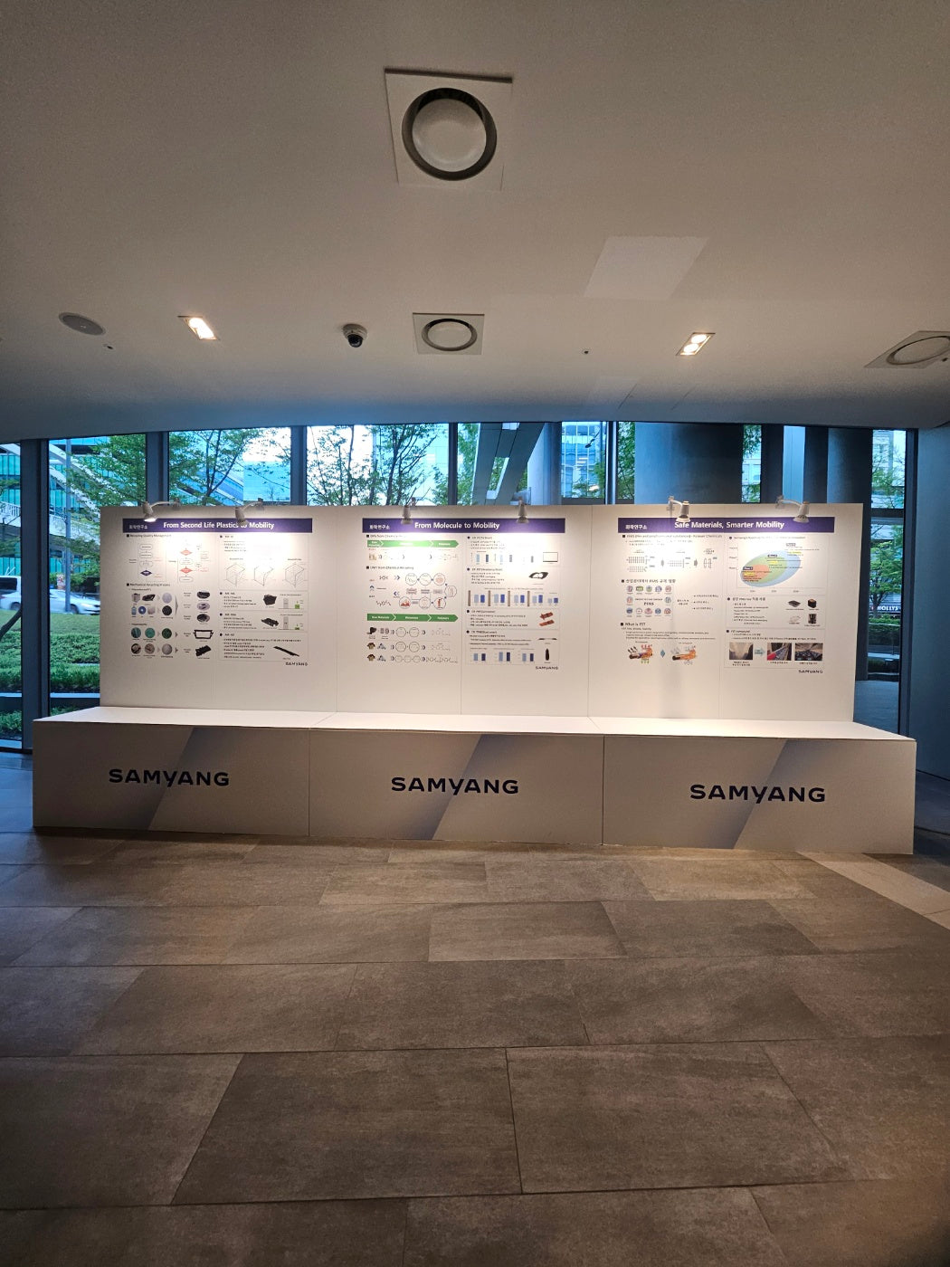 ハニカムボード展示テーブル