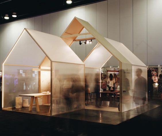 Polycarbonate Booth
