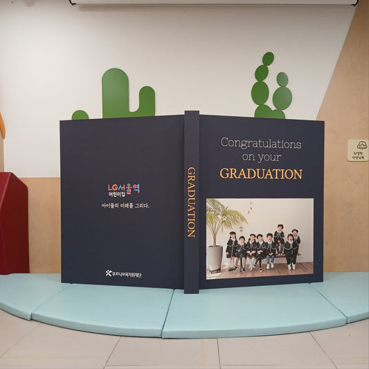 [Book-Shaped Photo Zone] Honeycomb Board